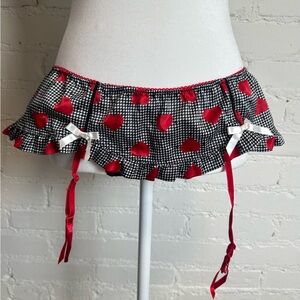 Victoria’s Secret Coquette Valentine Red Heart Lingerie Garter Panty Skirt L